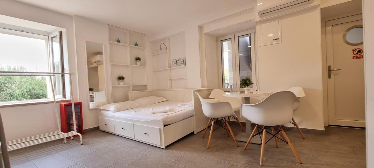 Appartement Tissa-Novalja Extérieur photo